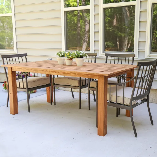 DIY Outdoor Dining Table Plans