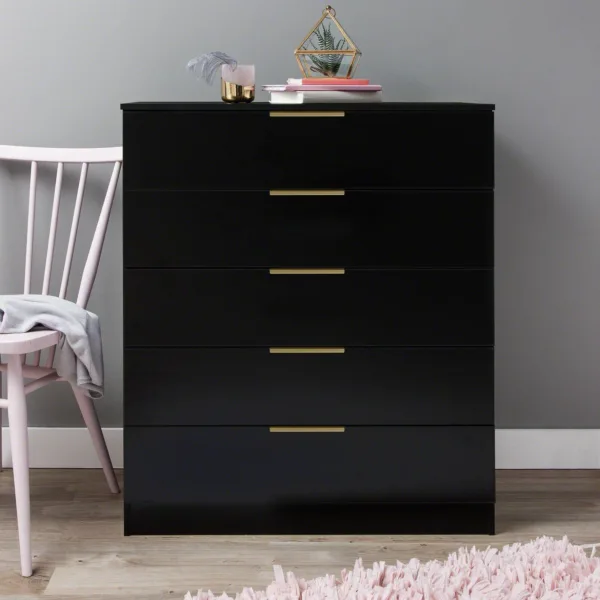Outlet - Essie 5 Chest of Drawers - Pitch Black